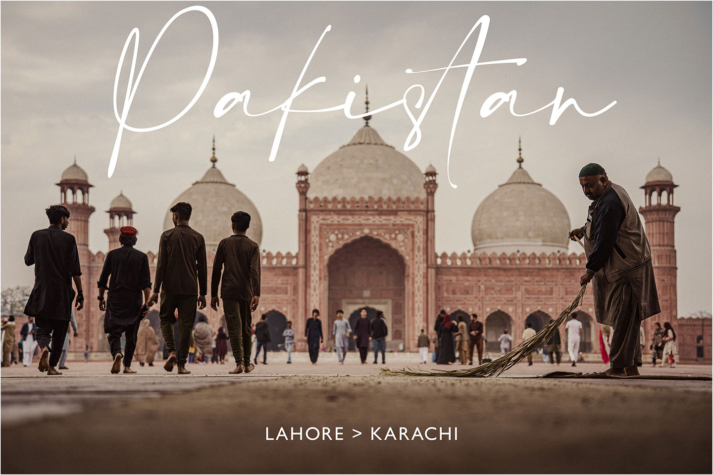 Pakistan travel photography in Lahore, Badshahi Mosque photography Lahore, Badshahi Mosque photos, Travel photography at Badshahi Mosque