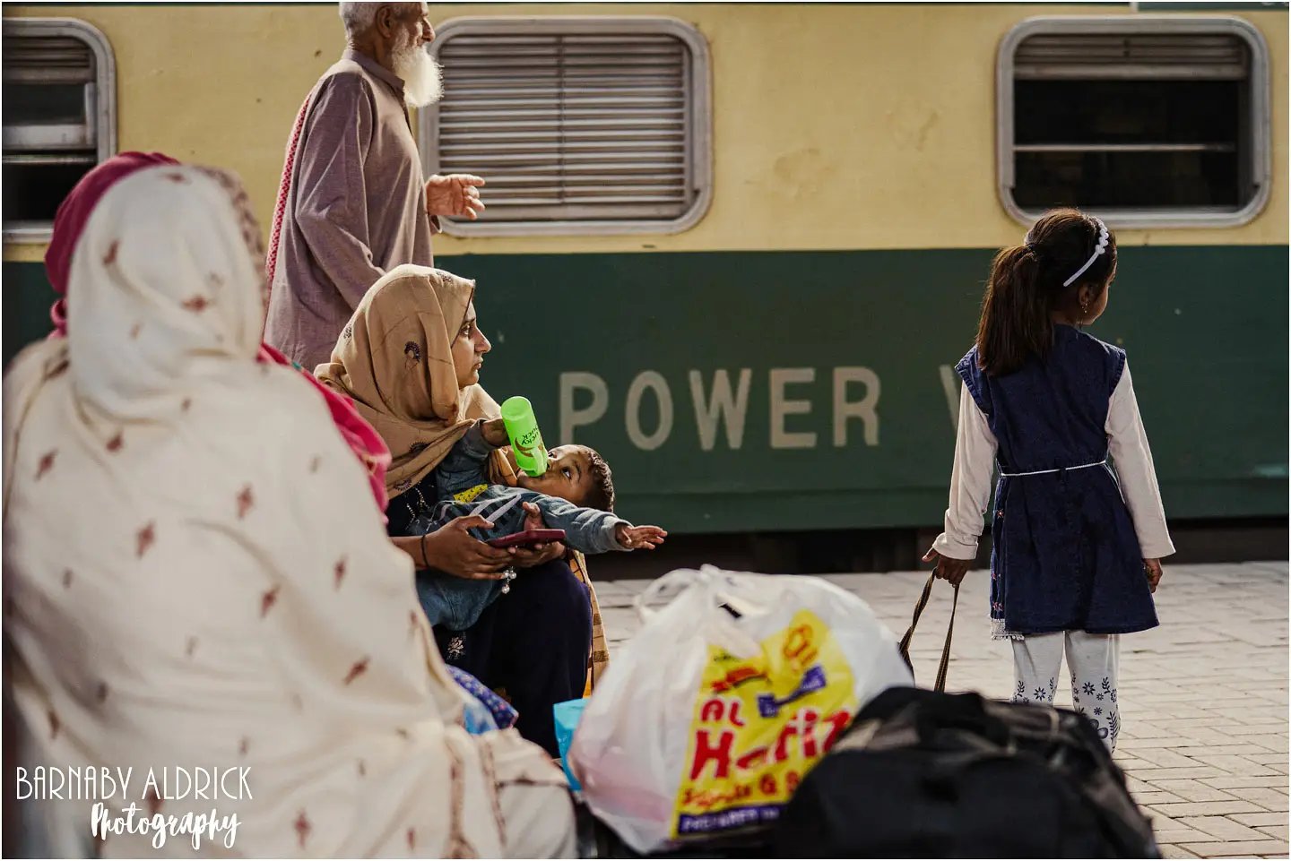 Funny street photography scene in Lahore Junction Railway Station